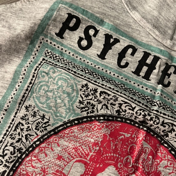 Grey Top - Picture 3 of 3